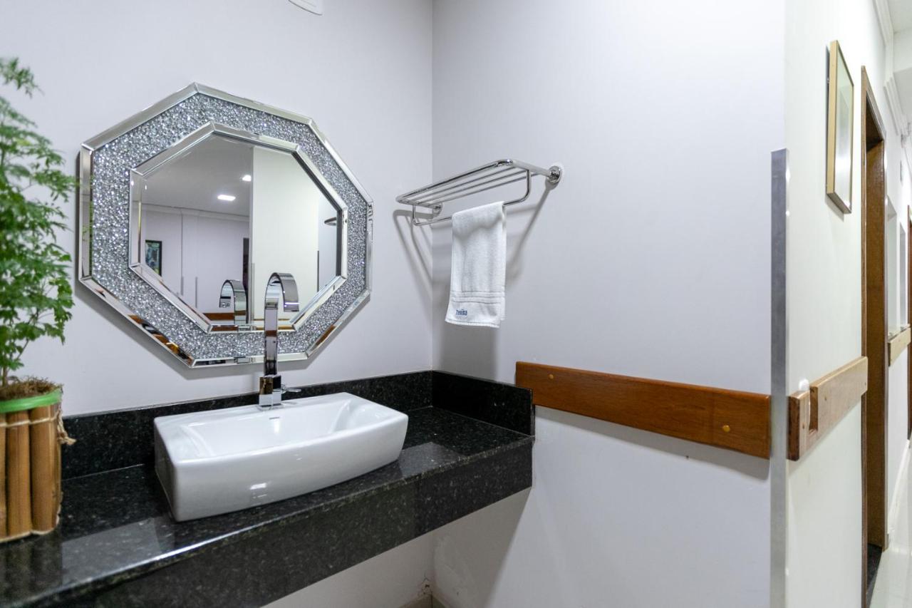 פוז דו איגואסו Hotel Trevita Foz מראה חיצוני תמונה